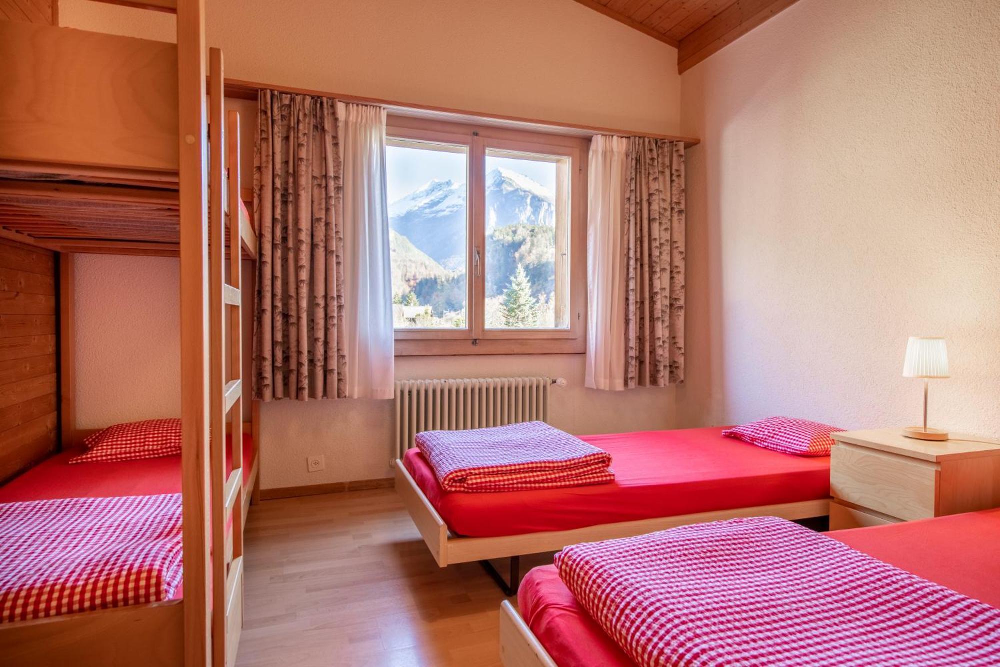 Simons Herberge Meiringen Extérieur photo