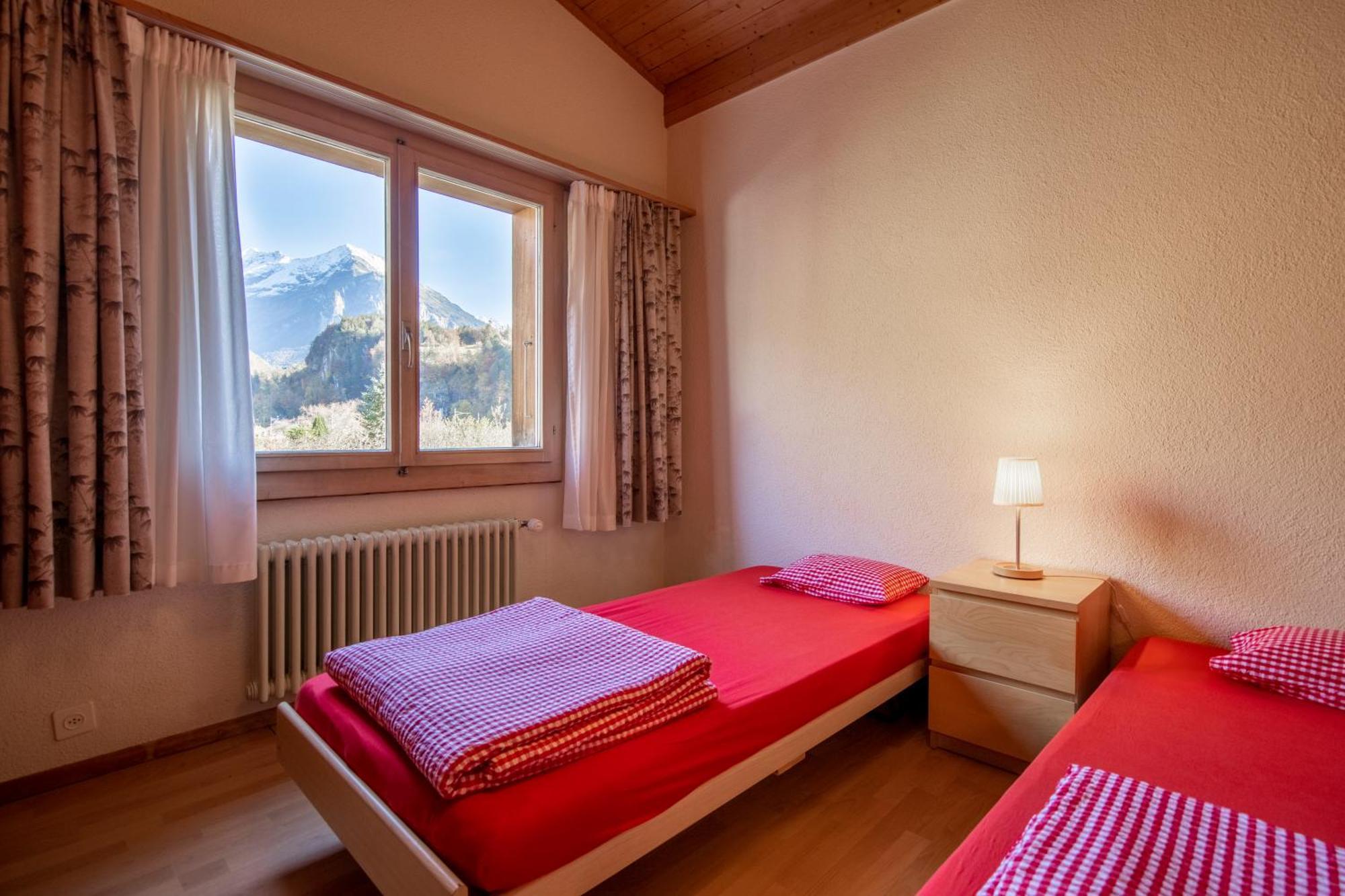 Simons Herberge Meiringen Extérieur photo