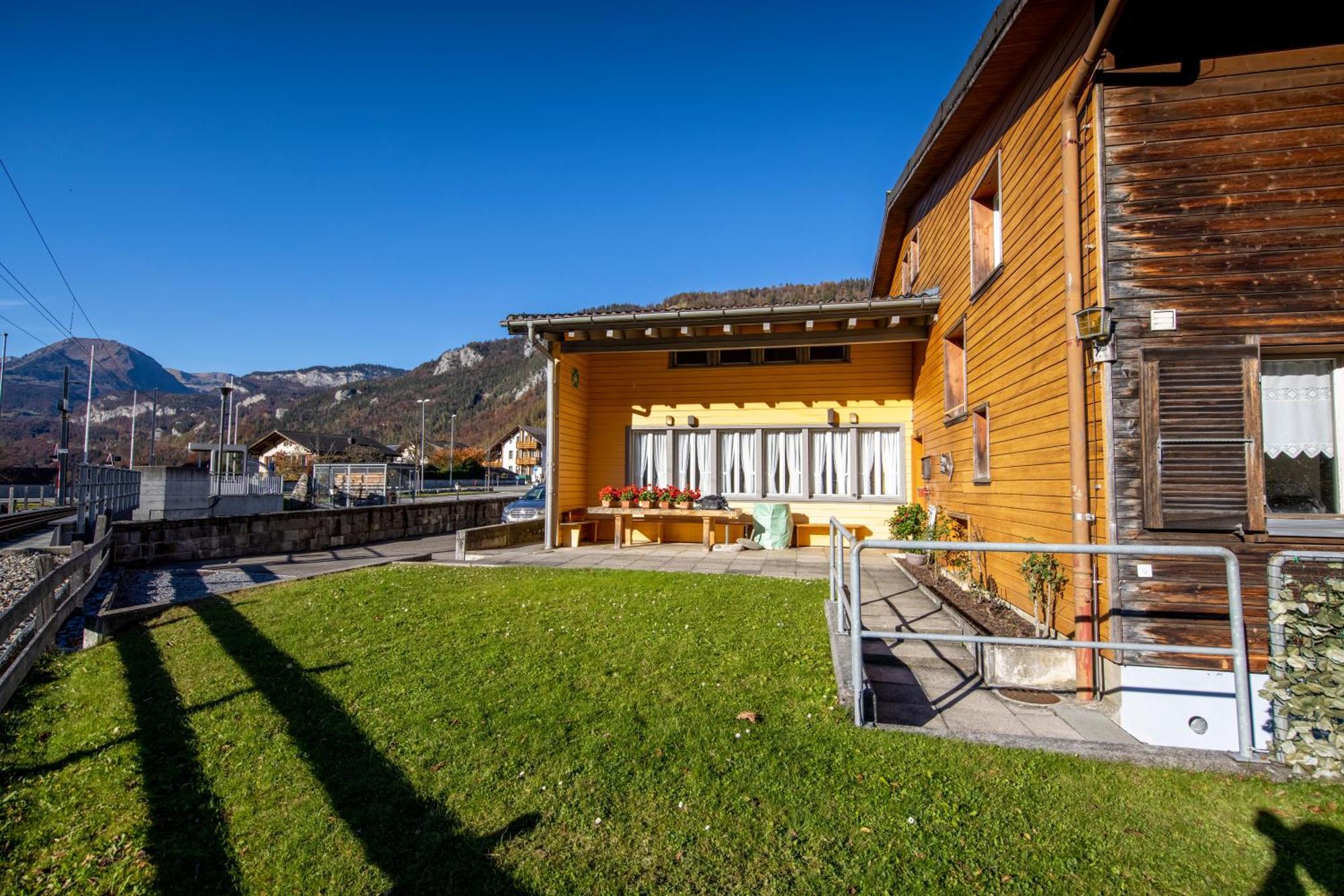 Simons Herberge Meiringen Extérieur photo
